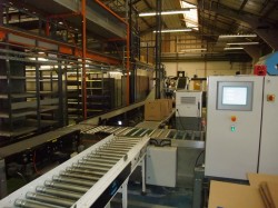 CENTRAL CONVEYOR / PACKING SYSTEM